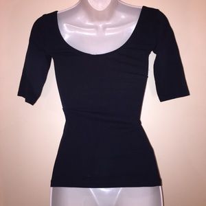 Garage Tops - Top | 3/4 Sleeve Fitted Black Stretchy Top Garage Tops - Top | 3/4 Sleeve Fitted Black Stretchy Top